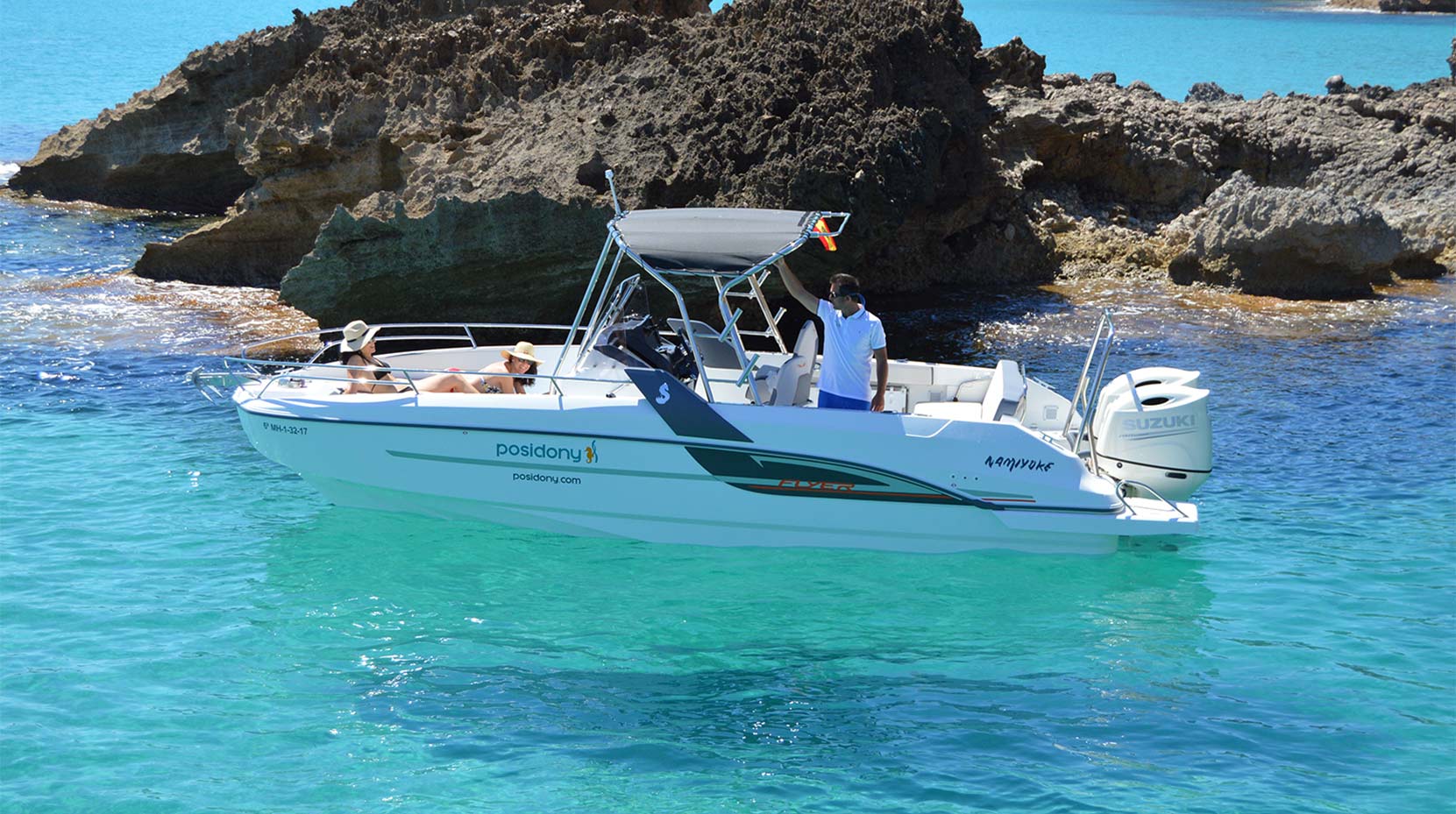 Lo que hay que saber al alquilar un barco en Menorca