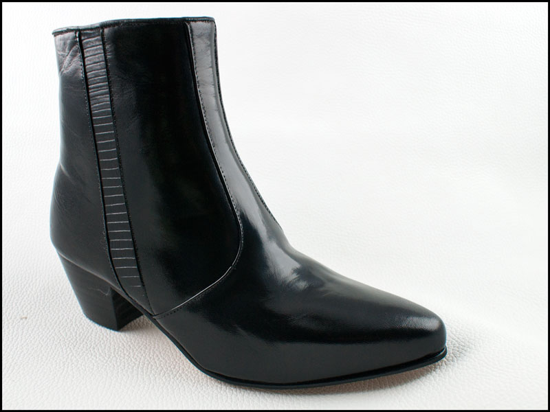 Botines de tacon cubano