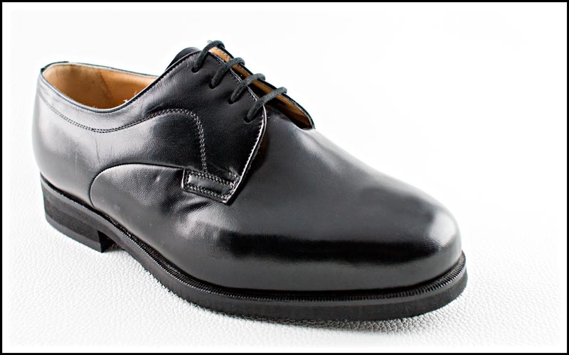 Zapatos de Ancho-14 con o sin plantilla para pies delicados.