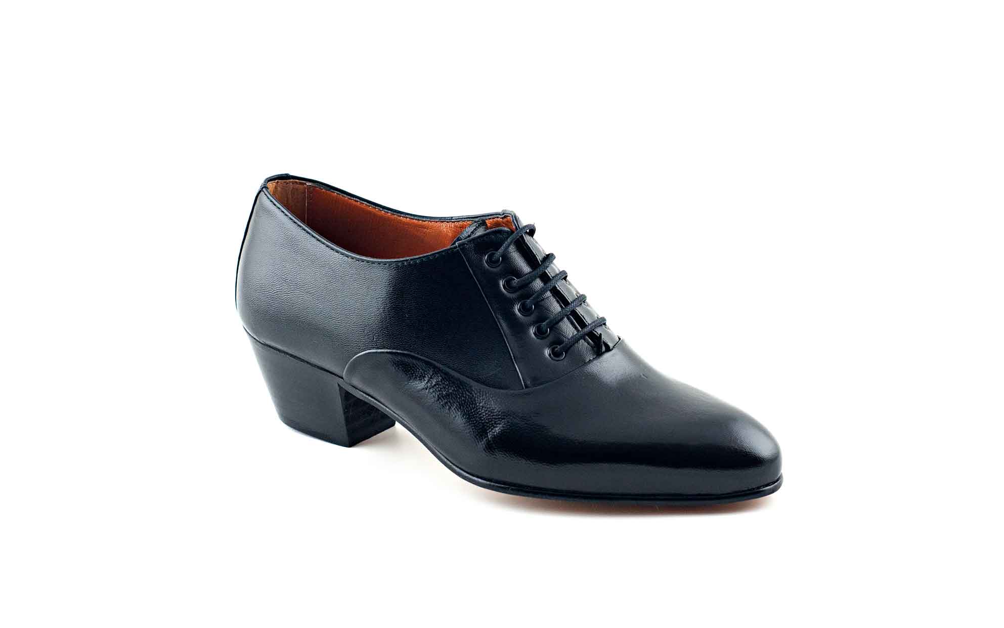Mod-922, fabricado en tafilete negro,