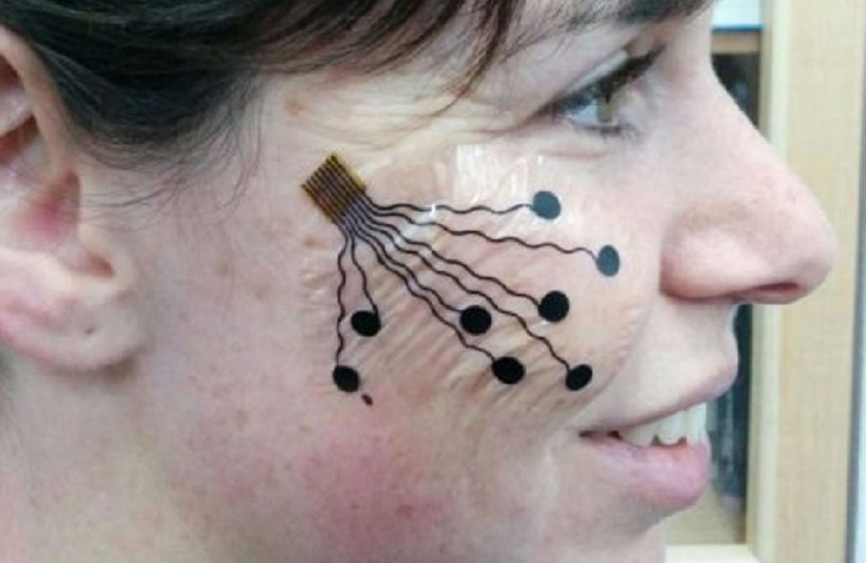 El tatuaje electrónico diseñado para detectar emociones