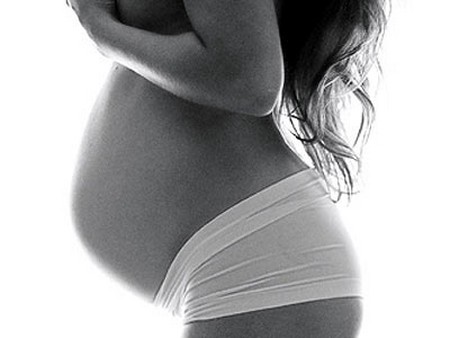 Embarazada de gemelos: se le practica aborto selectivo a un feto sano
